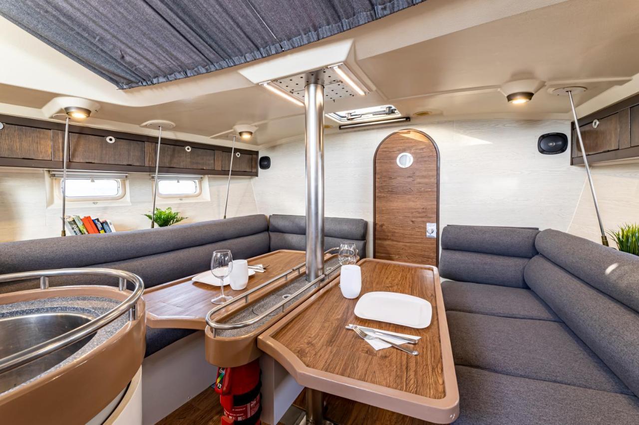 Relaxing Stay On A 38Ft Sail Yacht Arrecife  Kültér fotó